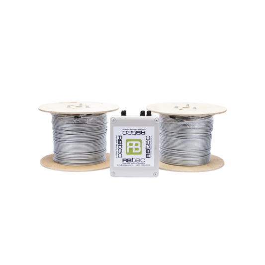 Kit de Cable Sensor Perimetral para Cerca Ciclonicas IRONCLAD / 610 METROS DE PROTECCION / 2 ZONAS; 305 METROS POR ZONA / Sin Falsas Alarmas por Viento / TODO Incluido/ TARJETA LPU400/ Calibración por Software