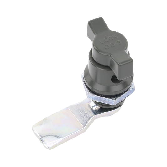 Cerradura de Medio Giro para Gabinetes Línea PST (Acero). Cuenta con Opción para Instalar Candado (no incluido).