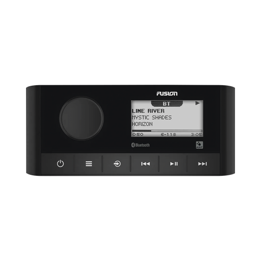 Sistema de Audio Marino / Pantalla LCD 2.3" / Bluetooth y ANT / 180 W Pico / 22 W RMS x 4 / 2 Zonas Multi-Zone / IPX6 e IPX7 / Compatible con AM, FM, DAB+, AUX / Actualizaciones Inalámbricas