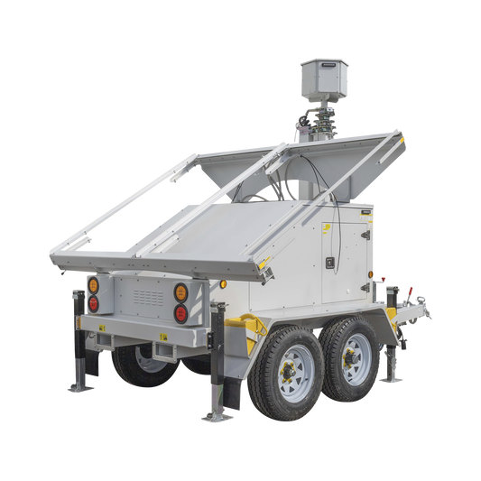 Traila / Remolque de Doble Eje con Mástil Retráctil de 7.5 m. para Videovigilancia o Iluminación, con Bases para Instalar Paneles Solares y Baterías (No incluidos)