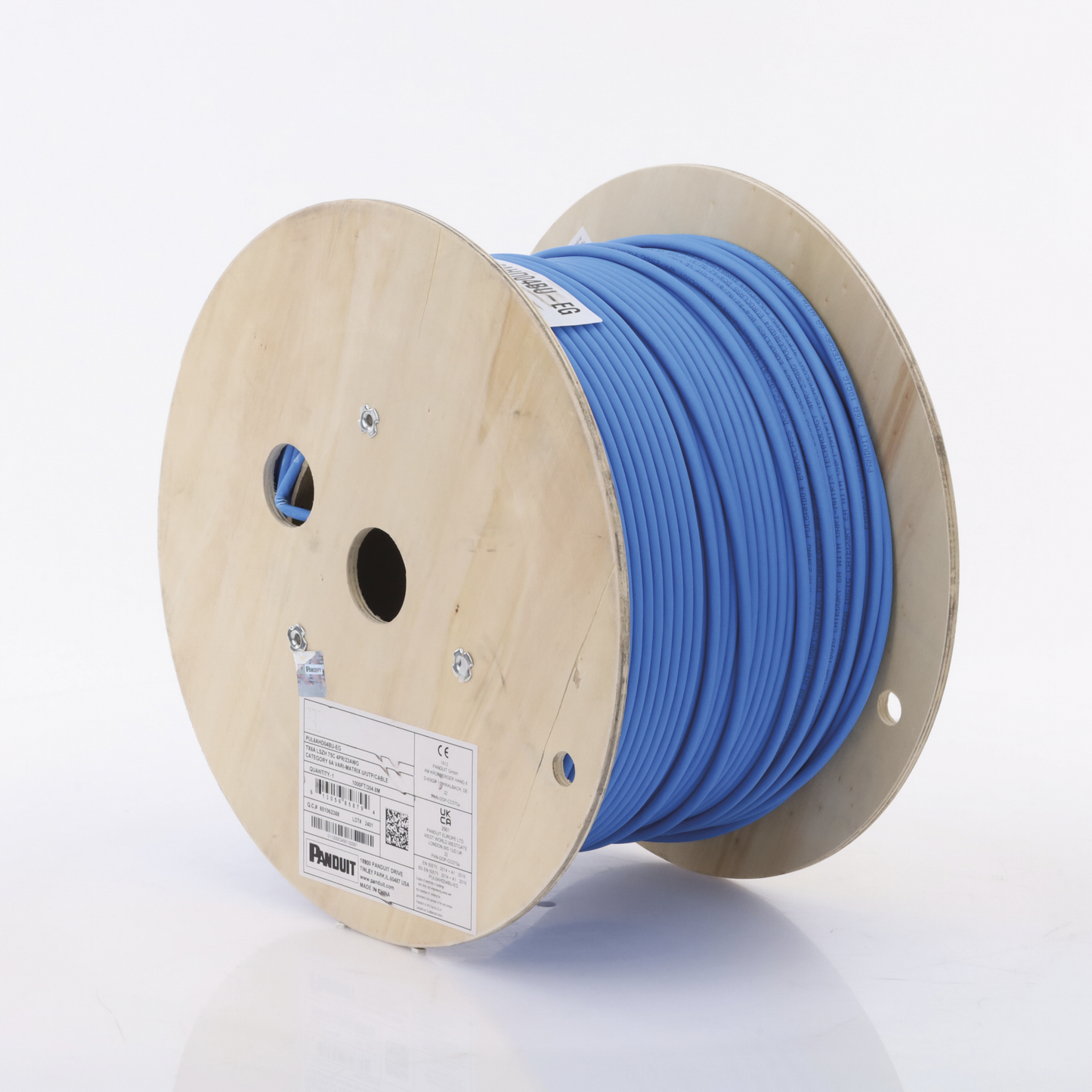 Bobina de Cable UTP de 4 Pares, Vari-MaTriX HD, Cat6A, 23 AWG, LSZH-3 (Libre de Gases Tóxicos), Color Azul, 305 Metros (1000 Pies)