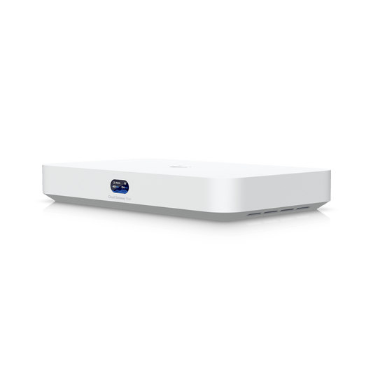 UniFi Cloud Gateway UCG Fiber / Administra todas las líneas UniFi / (4) puertos 2.5 GbE y (1) puerto LAN SFP+ 10G, (1) puerto WAN SFP+ 10G / Balanceo de carga hasta 2 líneas, fuente de alimentación USB-C 5V 3A, ranura SSD